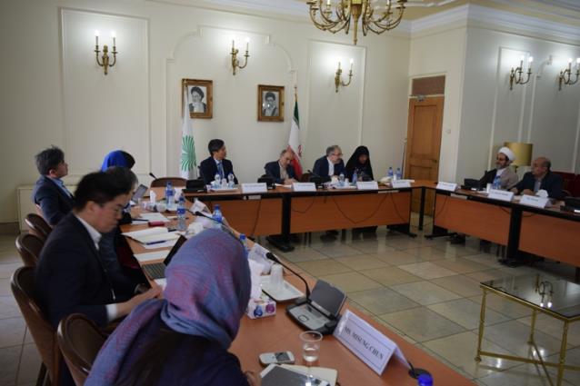 The 1st IPIS Roundtable with The Asan Institute for Policy Studies, The Jeju Peace Institute, and The Korea Institute for International Economic Policy
